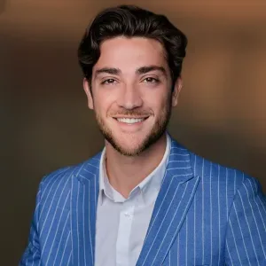 Photo of Yannick Crochunis