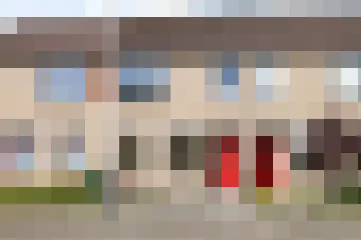 Yersekeroord 10 Bergen op Zoom thumbnail 4
