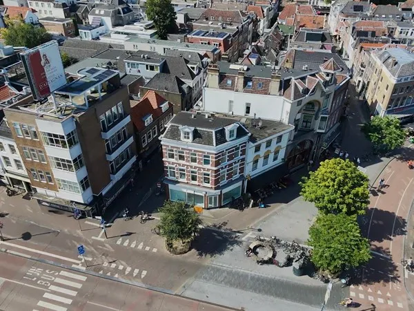 Team foto van Your House