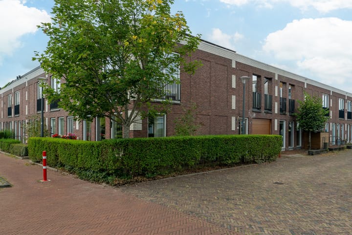 Ypeijstraat 1 in Leeuwarden Foto
