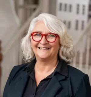 Photo of Yvonne van Luijnen