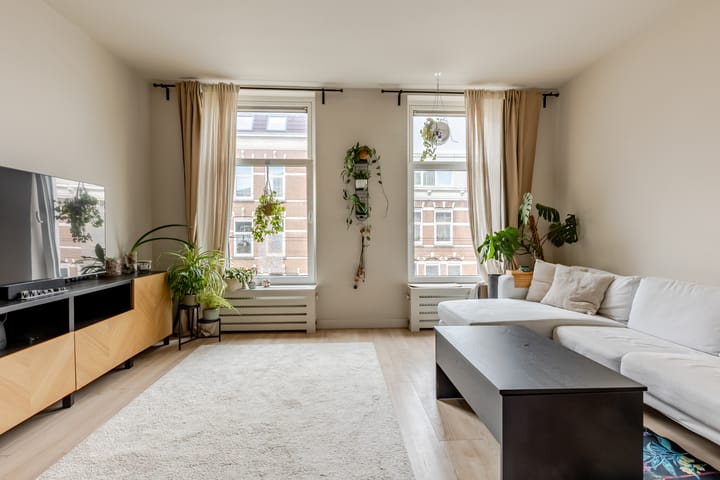 Zaagmolenstraat 133B in Rotterdam foto