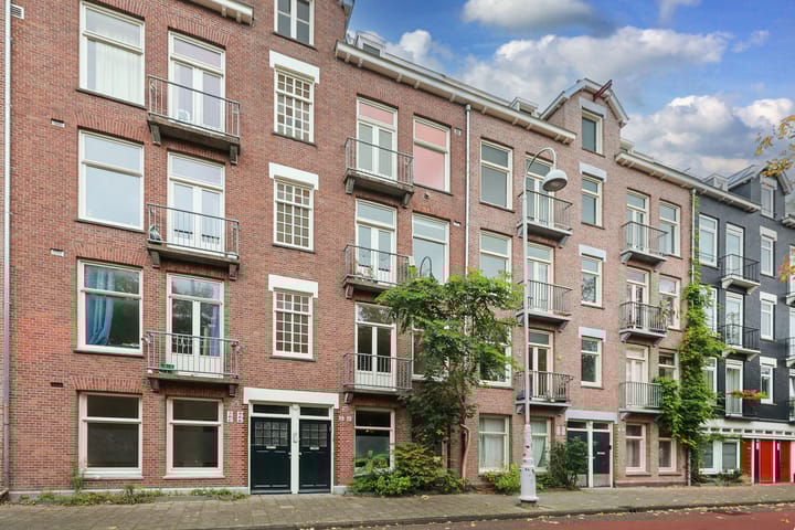 Zaanstraat 50 in Amsterdam photo