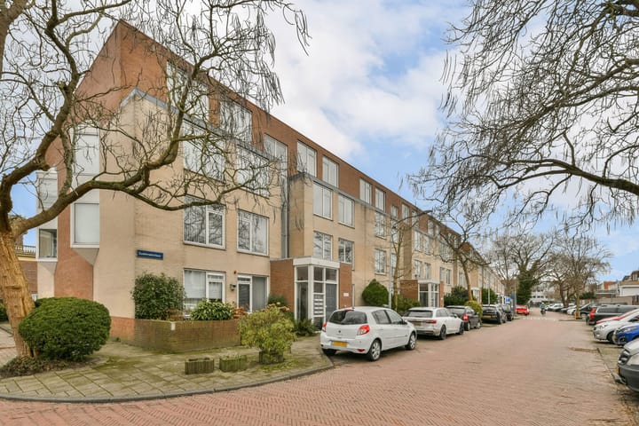 Zadelmakerslaan 130 in Haarlem foto