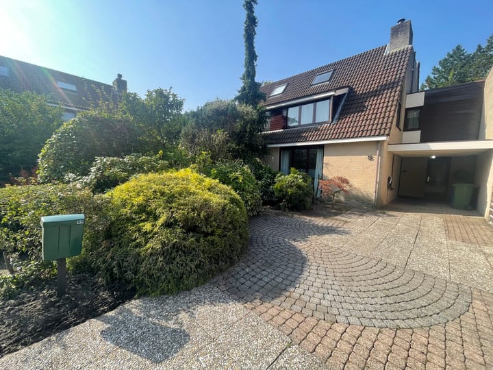 Zanderijlaan 15 en Wassenaar foto