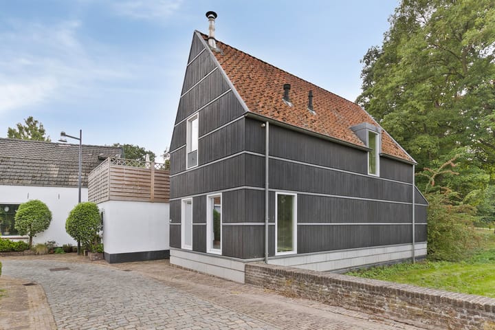 Zandstraat 12 in Zaltbommel photo