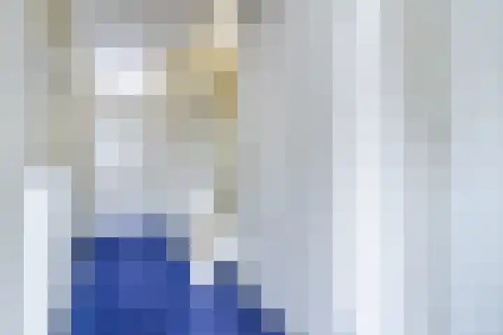 Zandtong 22 Eindhoven thumbnail 11