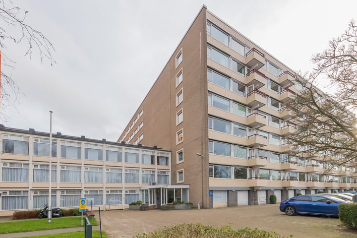 Zandvoorter Allee 96 in Haarlem photo