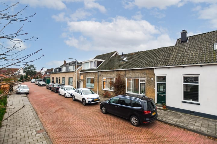 Photo of property Zantelweg 31, Rhoon