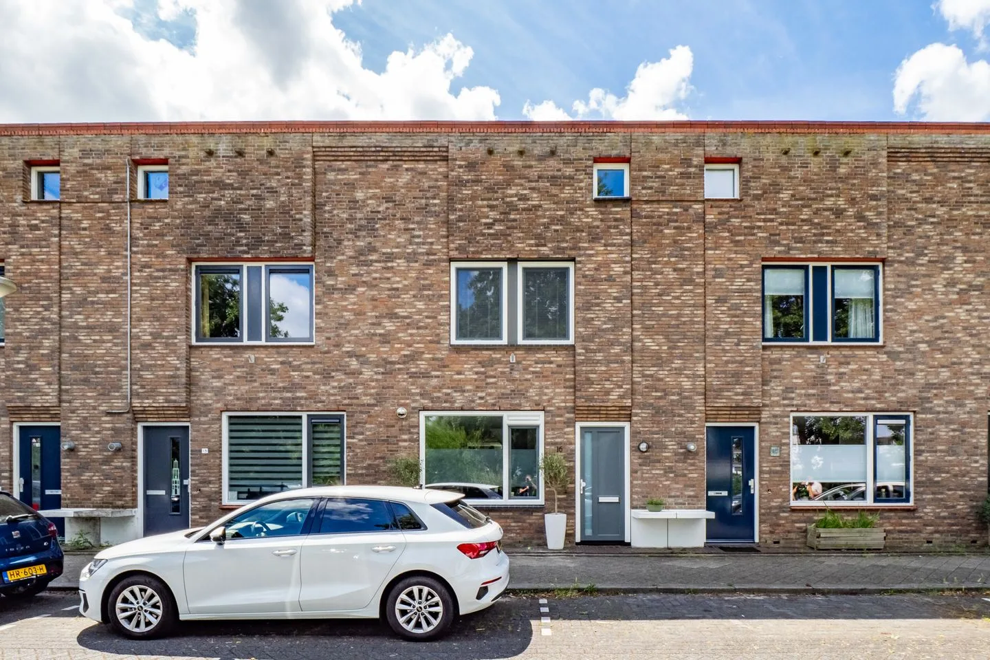 Zeedistel 16 in De Meern