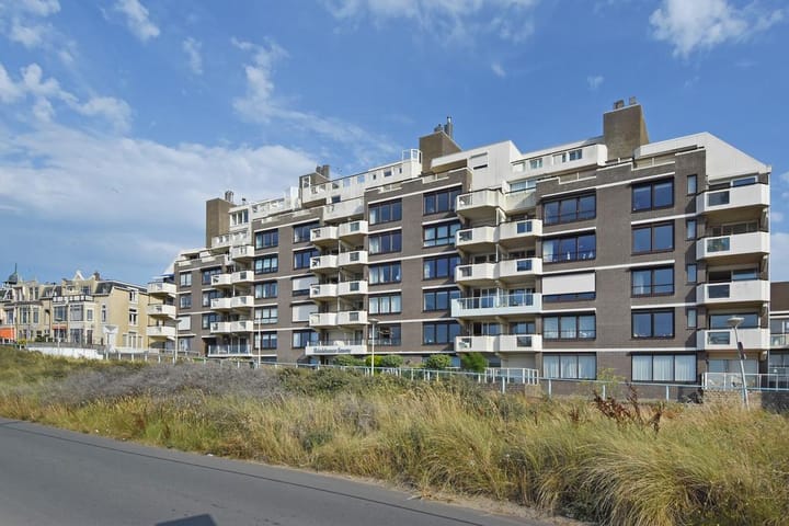 Zeekant 50H in 's-Gravenhage foto