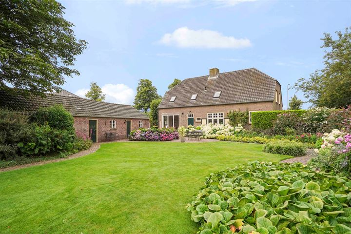 Zevenbergseweg 7 dans Berghem photo