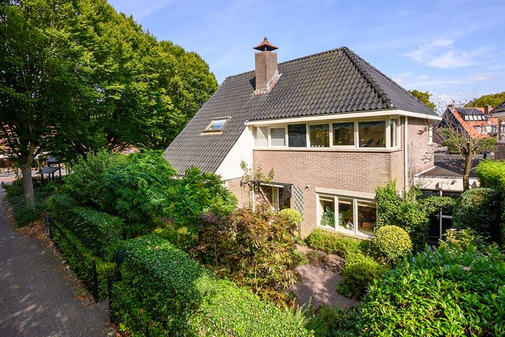 Zevenend 87 en Laren foto