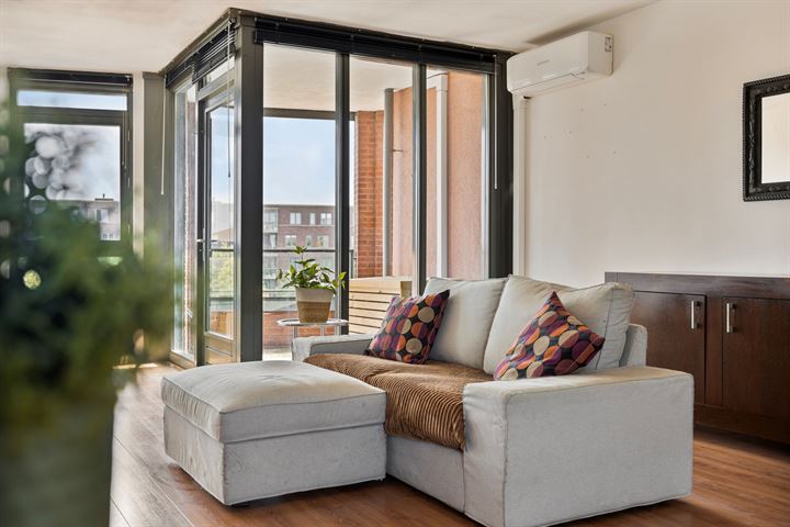 Zilvermeeuwlaan 18 en 's-Gravenhage foto