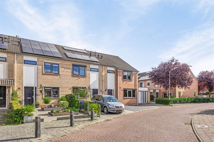 Photo of property Zonnedauw 71, Stroe