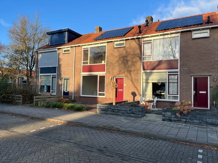 Zonnelaan 31 in Purmerend photo