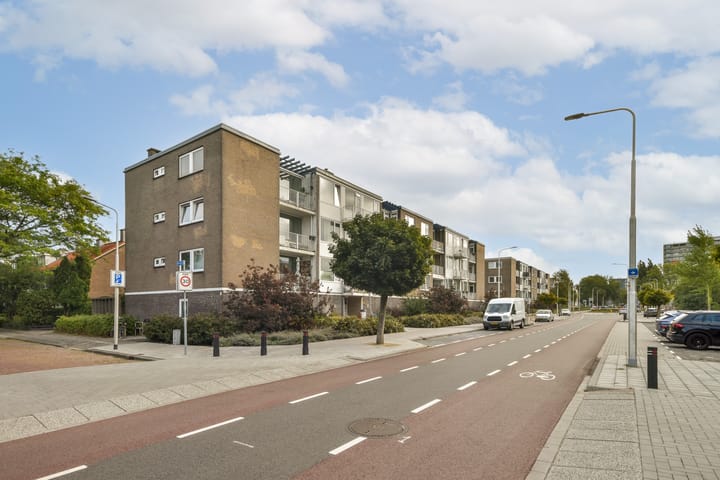 Zonnestein 84 in Amstelveen Foto