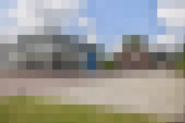 Zoom 6 in Surhuisterveen