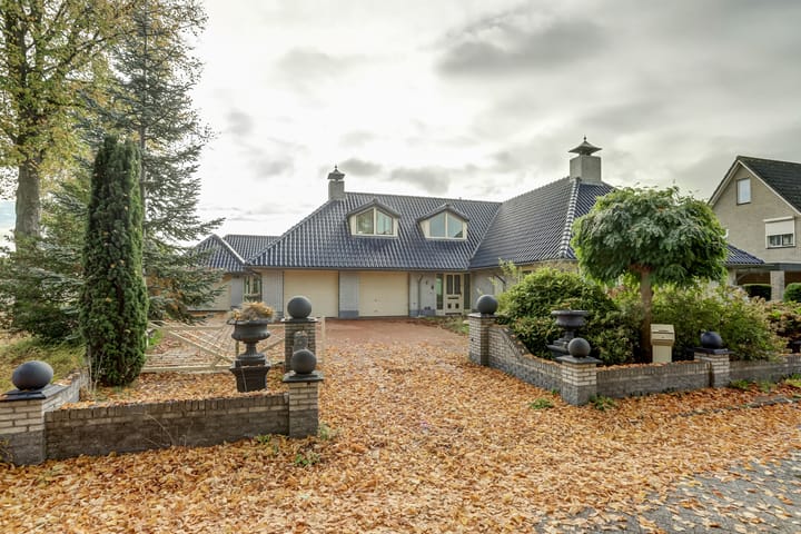 Photo of property Zr. Simpliciastraat 16, Emmer-Compascuum