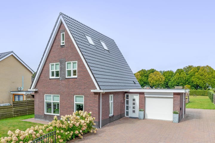 Photo of property Zuiderdiep 167, 2e Exloërmond