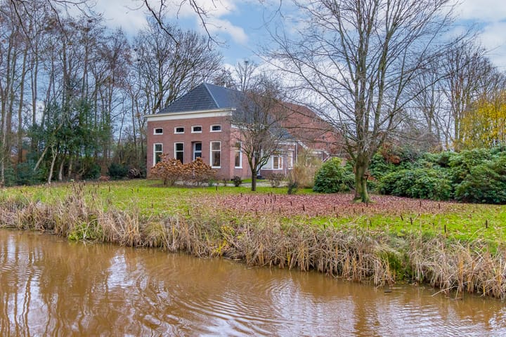 Zuiderdiep 557 in Valthermond photo