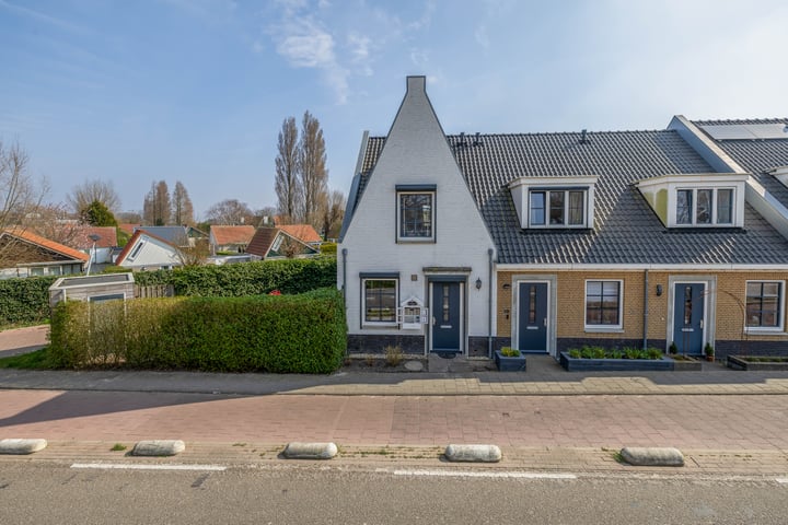 Zuiderdiepstraatweg 2p en Stellendam foto