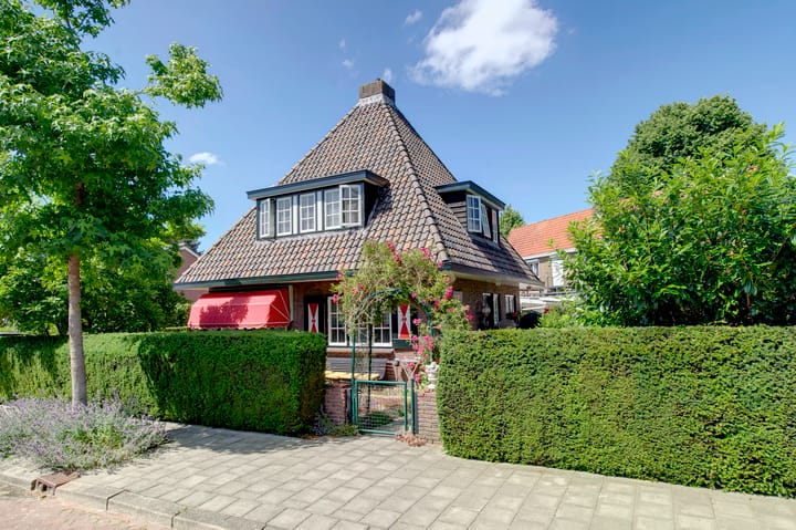 Zuiderlaan 19 in Hoogezand Foto