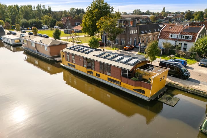 Zuidervaartdijk 112-ROOD en Krommenie foto