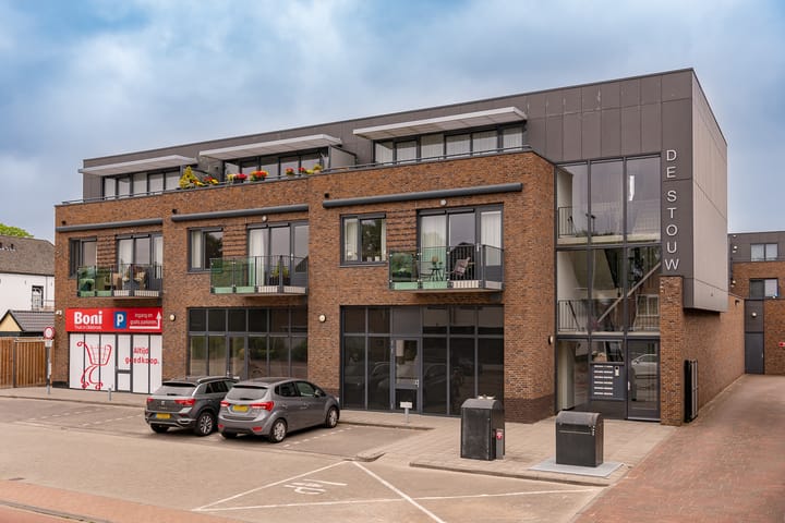 Zuiderzeestraatweg 128A en Oldebroek foto