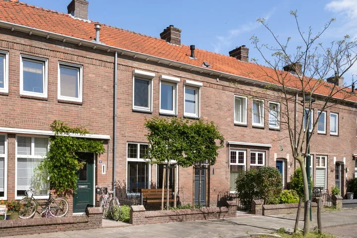 Zuidoosterfront 98 dans 's-Hertogenbosch