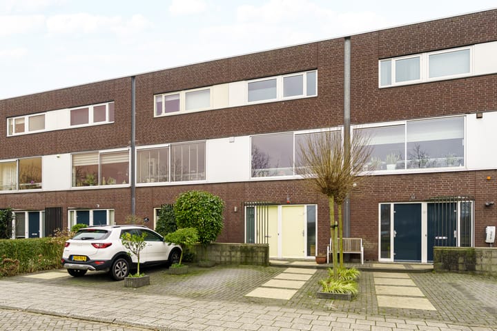 Zuidpoldersingel 113 in Delfgauw foto