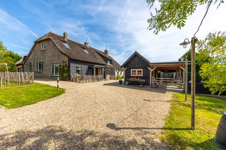 Zuidzijde 113 in Goudriaan Foto