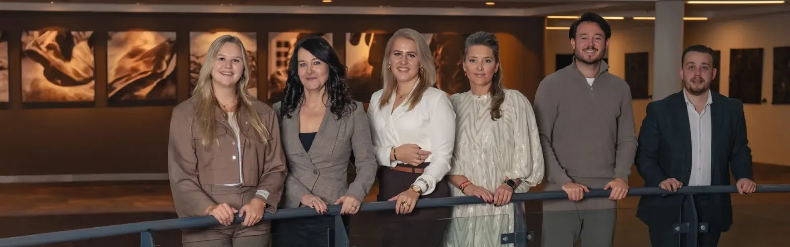 Team foto van ZuidZijde & NoordZijde Makelaars