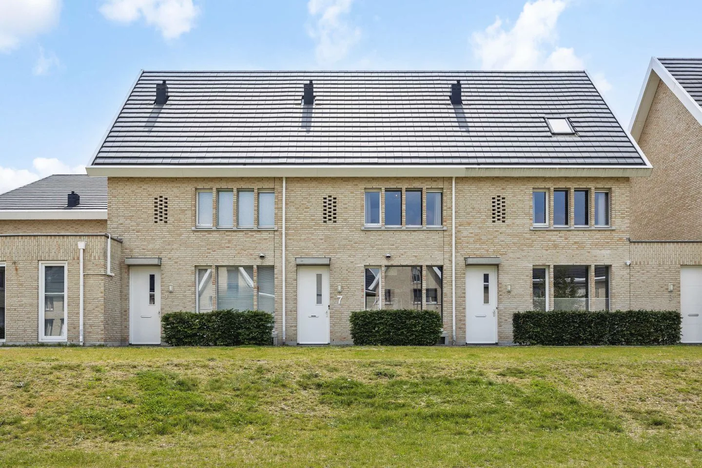 Zustershof 7 Oss