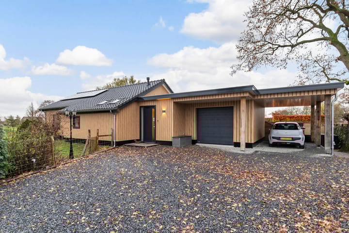 Zutphenseweg 10 en Klarenbeek foto