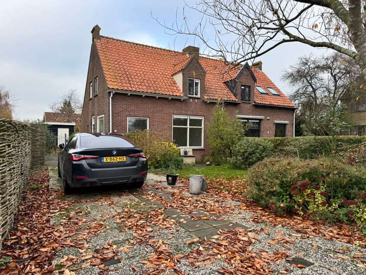 Zwaagdijk 68 in Zwaagdijk-Oost Foto