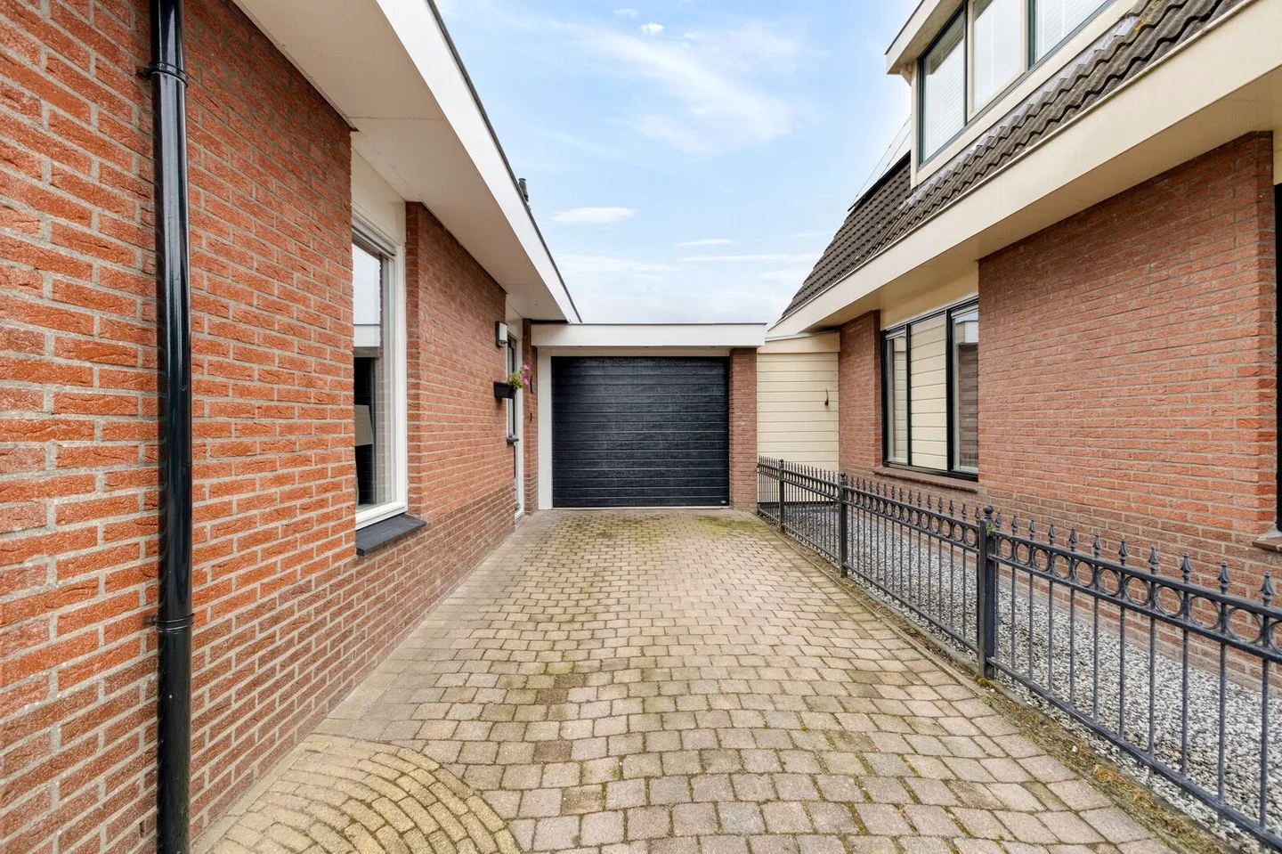 Zwaluwenlaan 8 Wieringerwaard foto 3