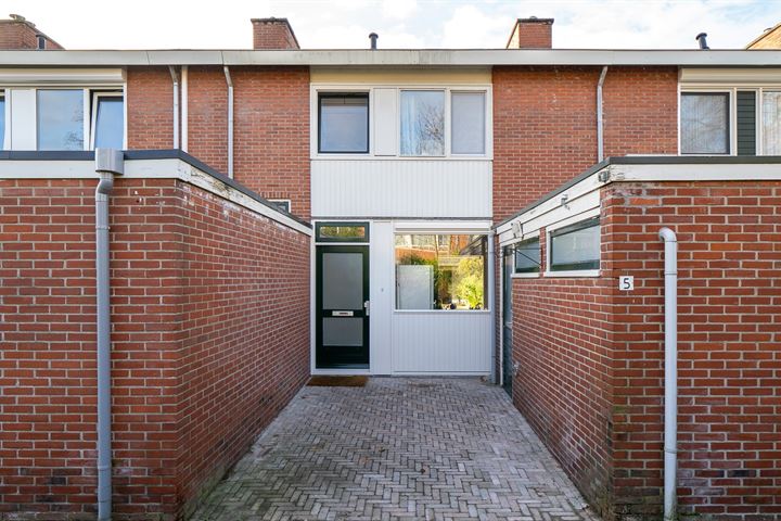 Zwaluwstraat 5 in Oldenzaal photo