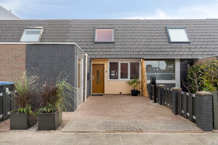 Zwanenveld 3042 in Nijmegen Foto