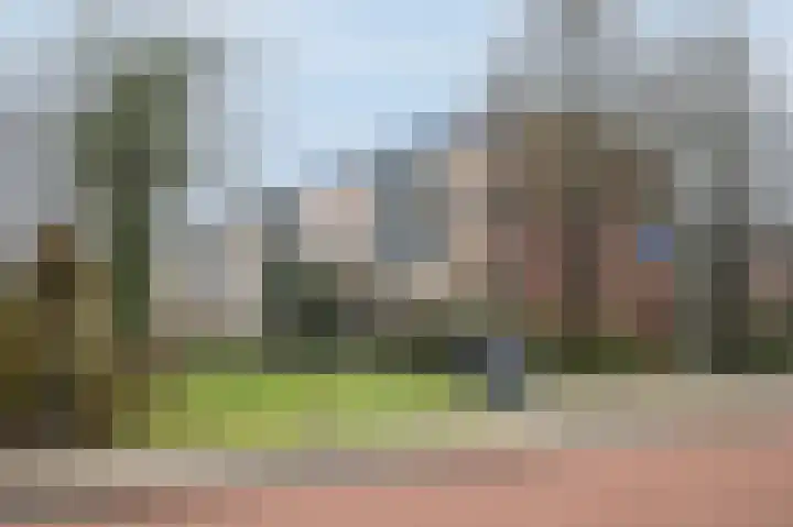 Zwartwatersweg 125 in Assen