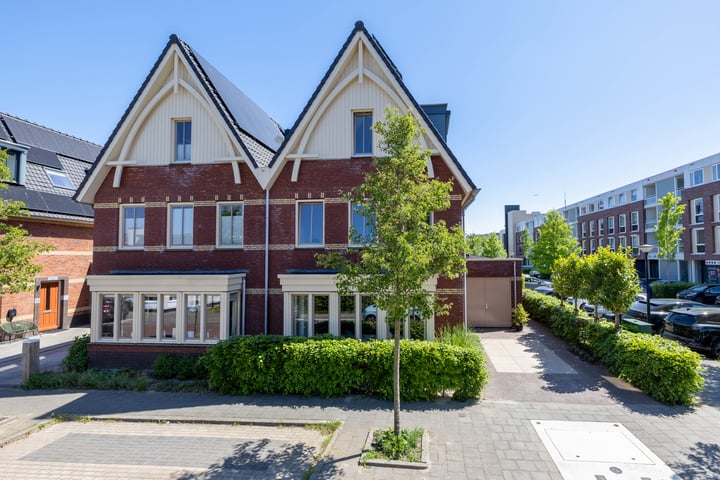 1e Havendwarsstraat 15 in Lisse