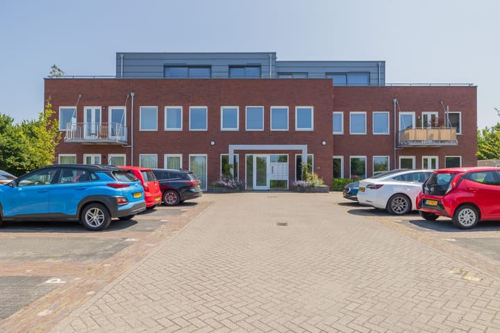 1e Loosterweg 42L in Hillegom