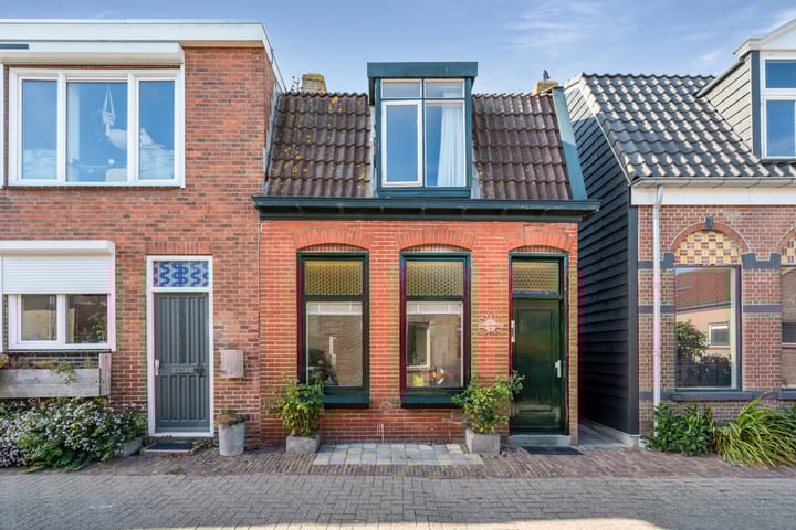 1e Vroonstraat 6 in Den Helder foto
