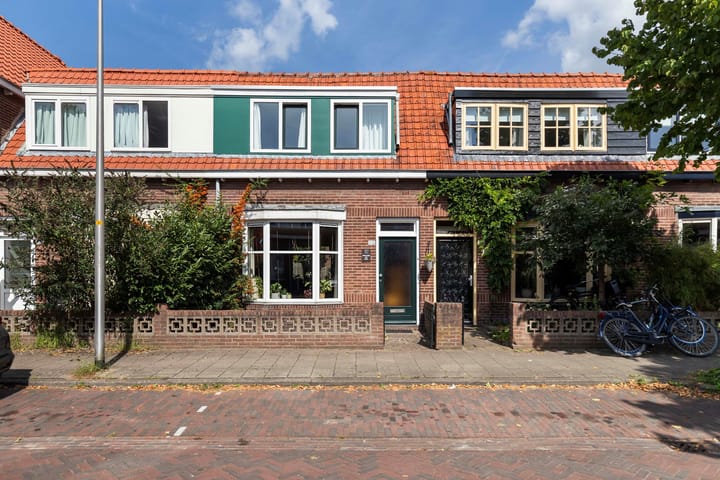 1e Weerdsweg 102 in Deventer foto