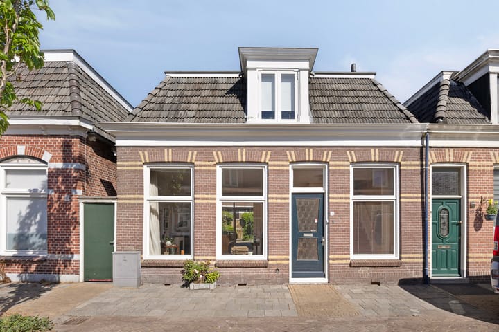 1e Woudstraat 17 in Sneek