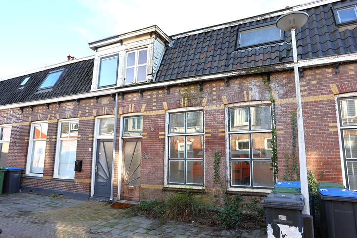 1e Woudstraat 22 in Sneek