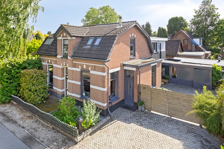 2e Wormenseweg 24 in Apeldoorn