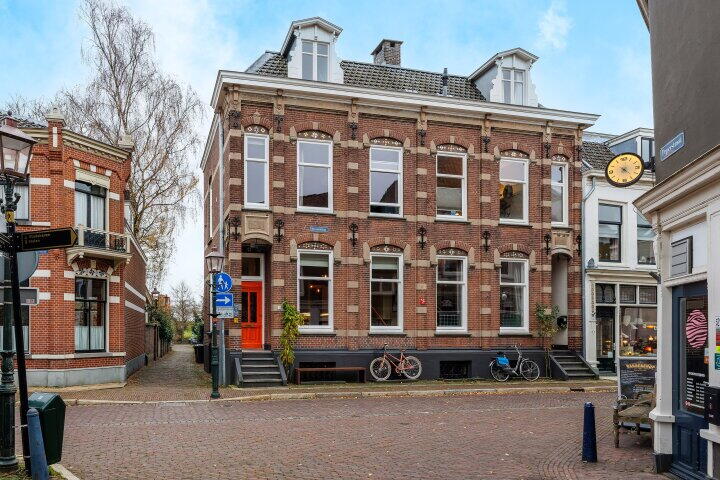 Online Woningbrochure voor www.oeverstraat1.nl