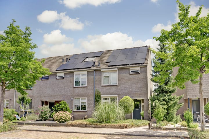 Photo of property A.B. van Lieshoutlaan 83, Waalwijk