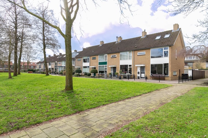 Photo of property A.G.M. van der Hoevenstraat 19, Ter Aar